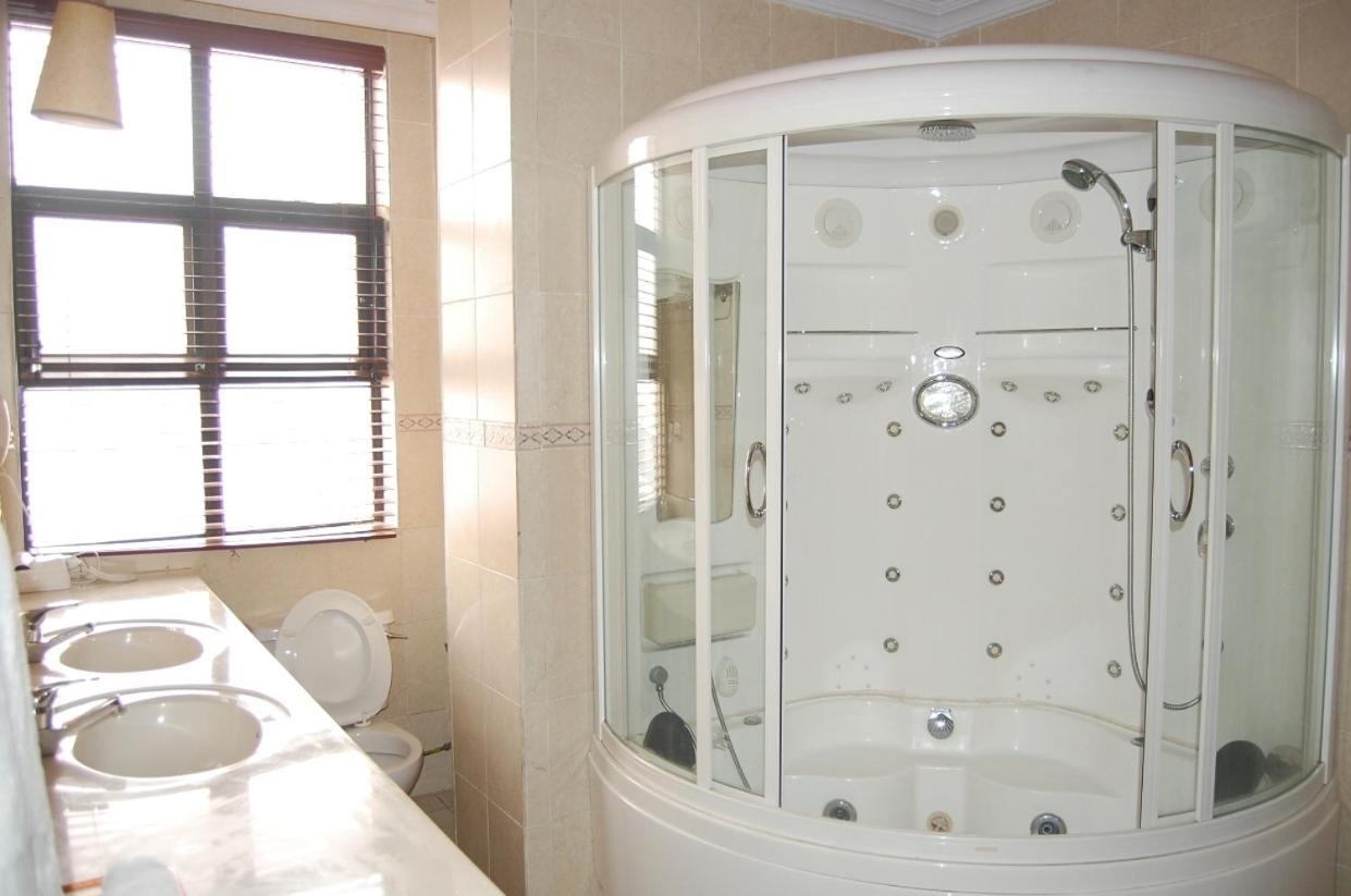 Owu Crown Hotel Ibadan Kamer foto
